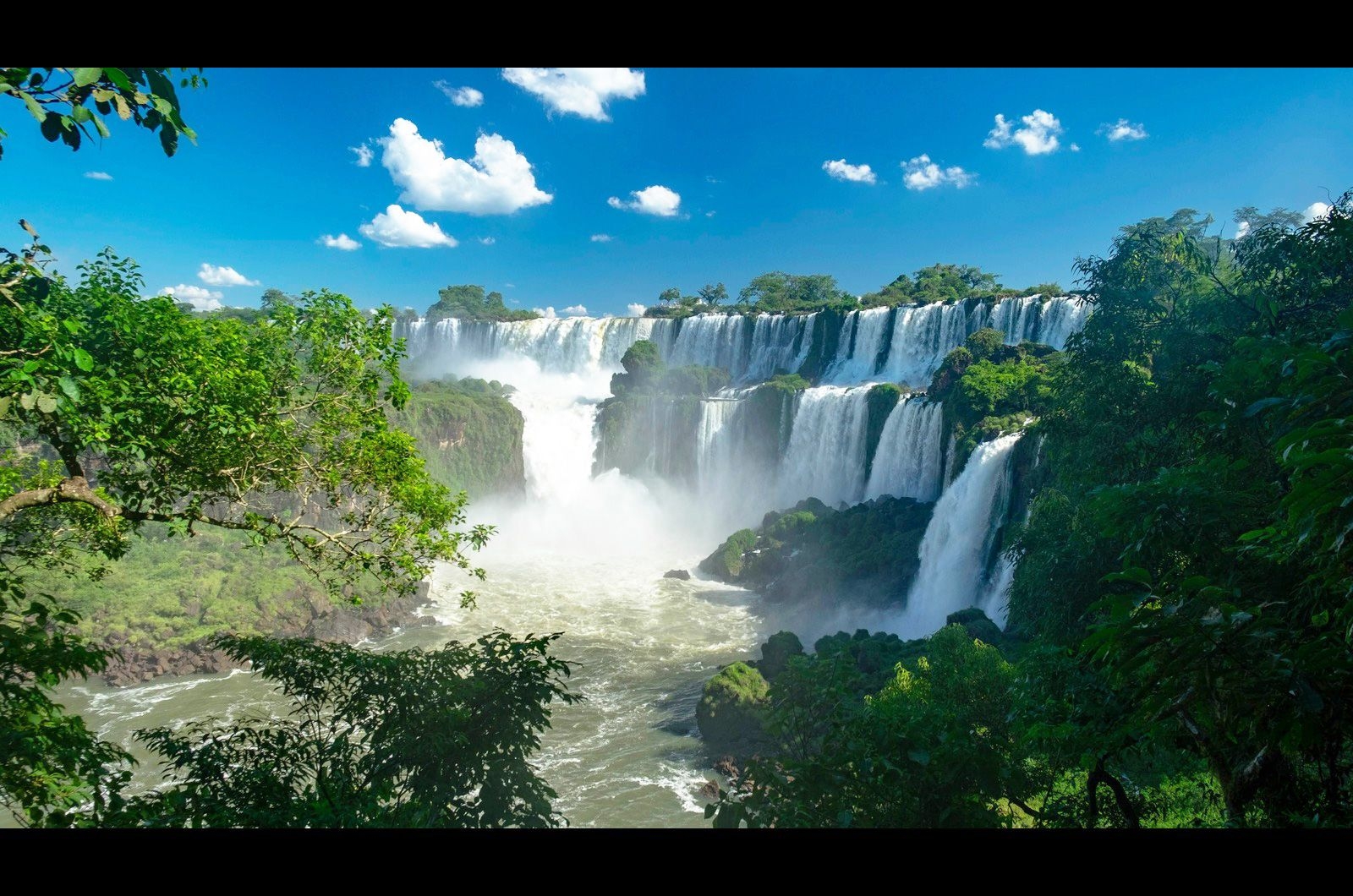 Argentina travel eSIM by Pirate Mobile