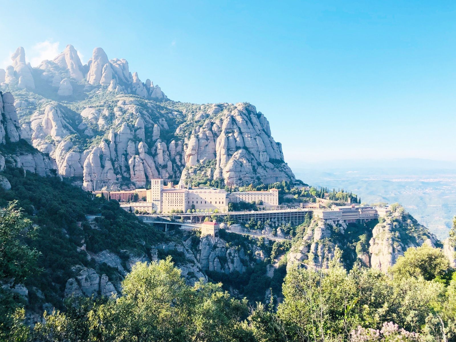 Montserrat travel eSIM by Pirate Mobile