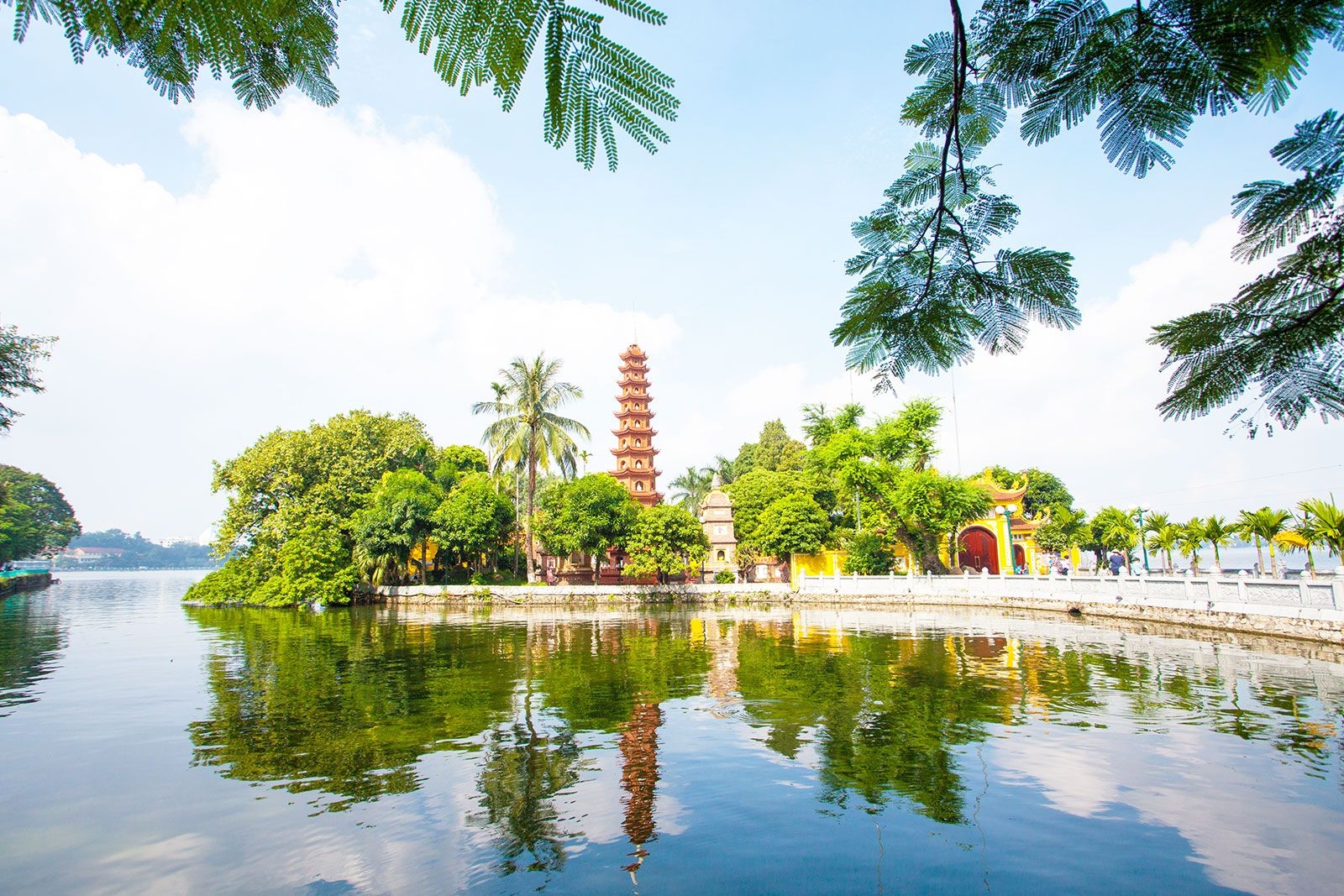 Vietnam travel eSIM by Pirate Mobile